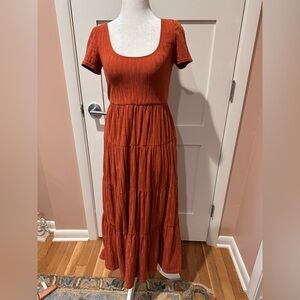 Maeve size XS Petite terra cotta color stretch cotton tiered scoop neck dress